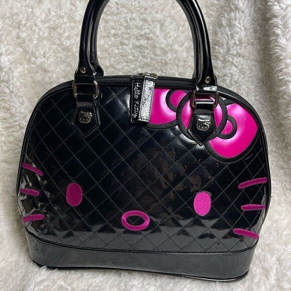 Hello KittyLoungefly Black patent quilted Large Dome bag fuchsia face embroidery - Picture 3 of 16